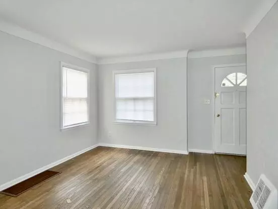 2211 W Sylvania Ave Apartment for rent in Toledo, OH