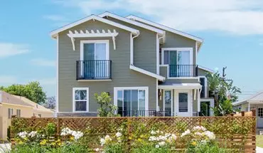 2 of 101 8343 Dunbarton - Short Term Leases Available , Newer*4 Bd*3ba*townhome*private Yard*washer/dryer* Apartment for rent in Los Angeles, CA