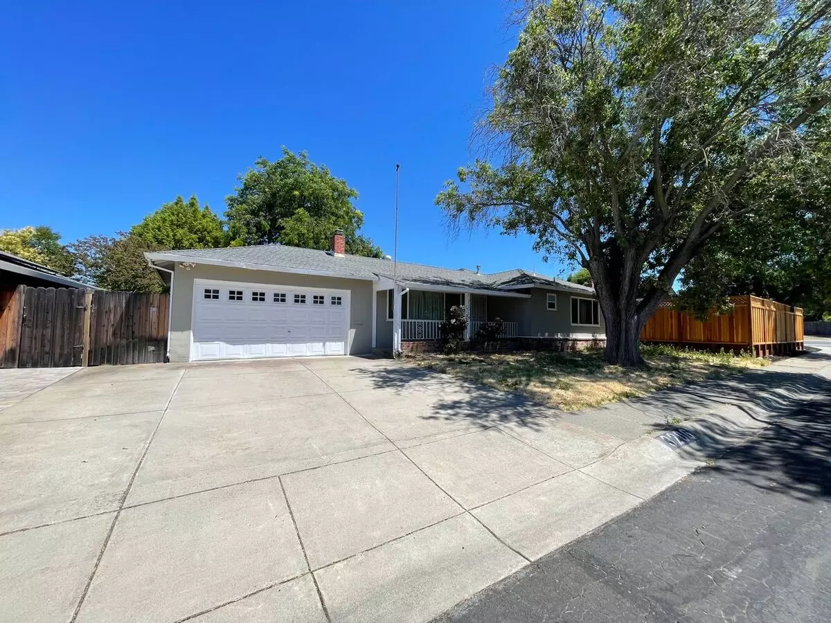 Wonderful And Spacious 4 Bedroom Concord Home. House for rent in Concord, CA