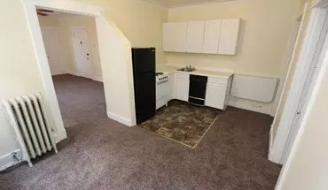 3 of 12 Hobart Square Apartment for rent in Pittsburgh, PA