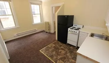 2 of 12 Hobart Square Apartment for rent in Pittsburgh, PA