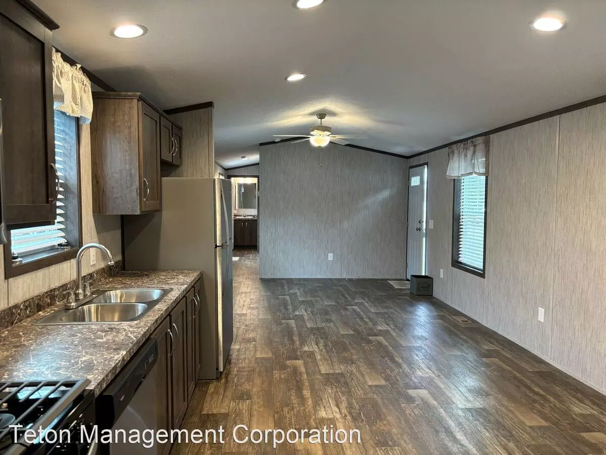 Thompsons Manor - Homes For Sale Apartment for rent in Oswego, NY