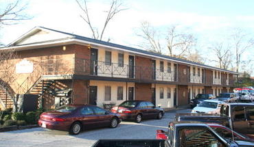 2 of 10 Thunderbird Apartment for rent in Auburn, AL