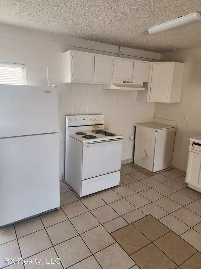 2905 Elm Ave. (dl) Apartment for rent in Las Vegas, NV