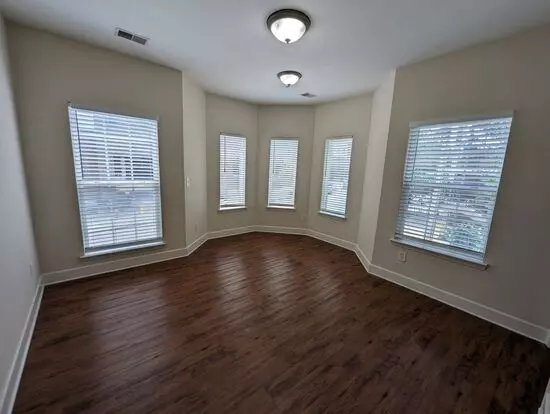 1-bed/1-bath In Lenox Village Apartment for rent in Nashville, TN