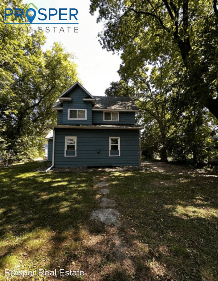 1915 2Nd St Eau Claire, WI Apartment for Rent Rentable