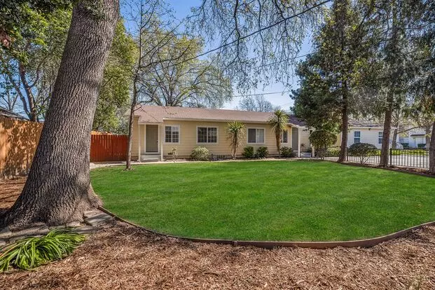 570 E 3rd Ave Apartment for rent in Chico, CA