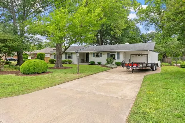 Ben Gunn - Baylake Pines Apartment for rent in Virginia Beach, VA