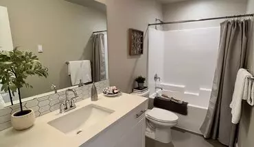 5 of 6 Private One Bedroom Unattached Adu With Fully Fenced Yard Apartment for rent in Redmond, OR