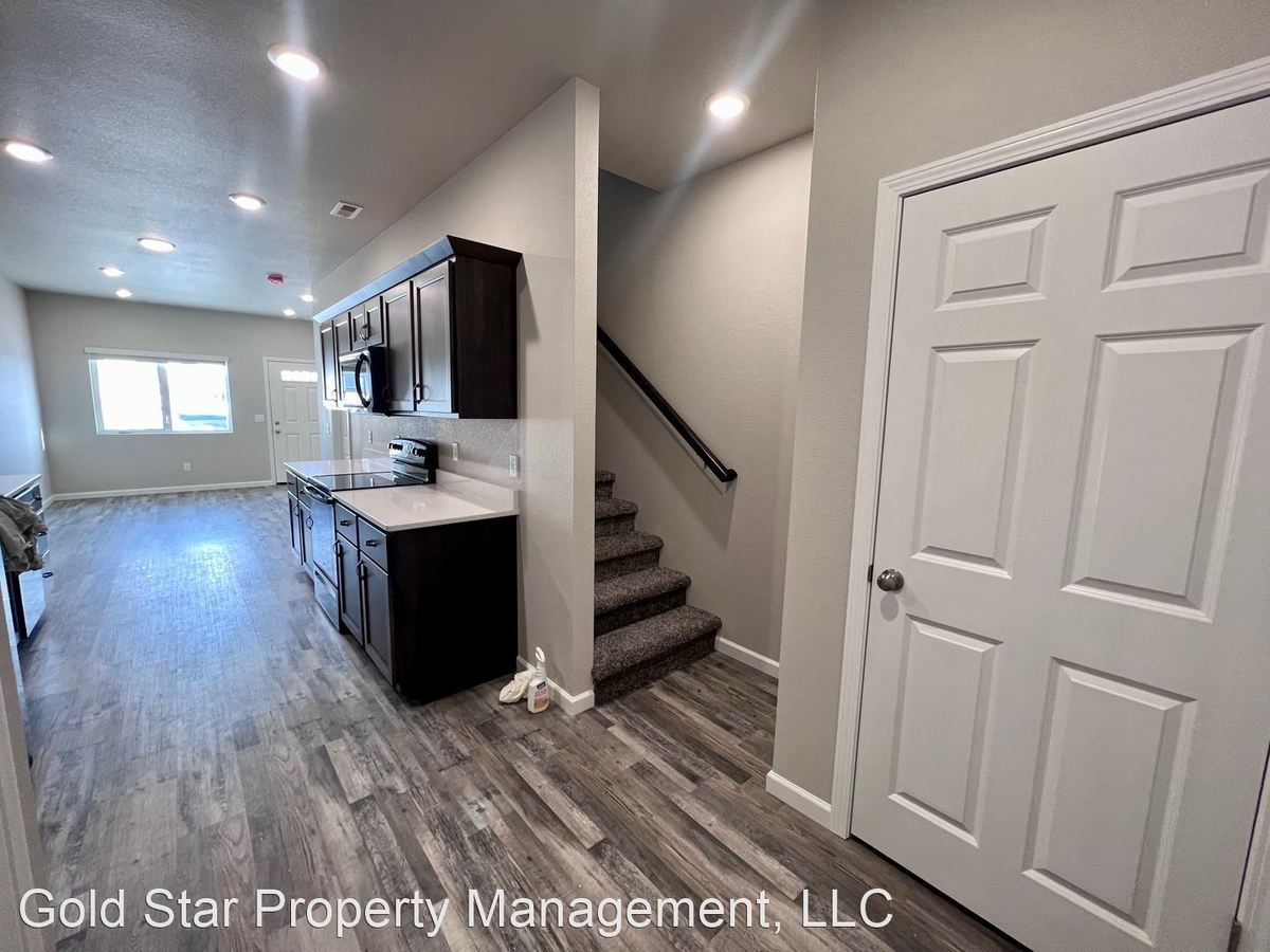 2bedroom Townhome Near Legacy High School! Apartments Bismarck, ND