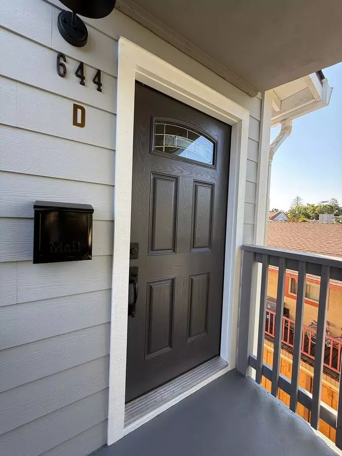 Hartz Property Management Presents 644 Green Street, Unit D In Martinez Apartment for rent in Martinez, CA