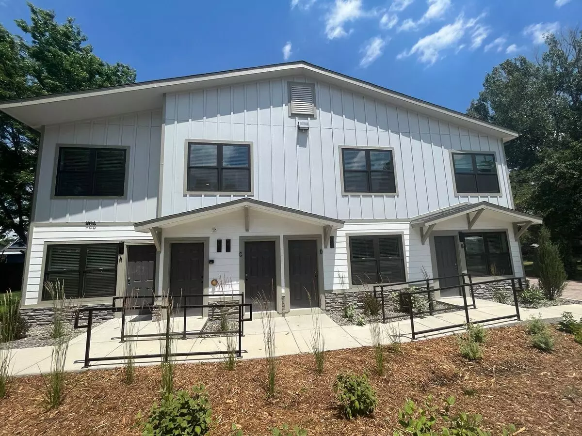 906 E Stuart Apartment for rent in Fort Collins, CO