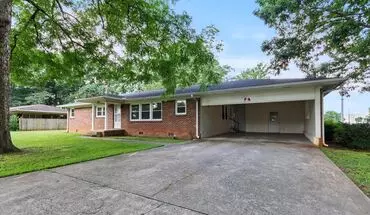 3 of 32 Location In The Middle Of It All! Sparkling Clean! Lawncare Inlcuded! House for rent in Athens, AL