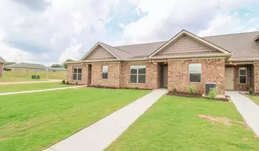 2 of 30 Athens City! Cable, Internet &amp; Lawn Care Included! House for rent in Athens, AL