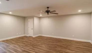 4 of 30 Athens City! Cable, Internet &amp; Lawn Care Included! House for rent in Athens, AL