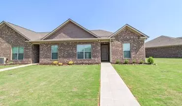 3 of 31 Move In Special - 1st Month Rent Free - Cable, Internet & Lawn Care Included! House for rent in Athens, AL