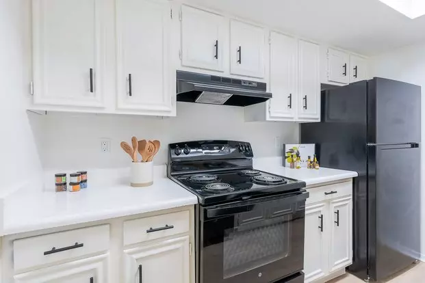ReNew Towne Oaks Apartment for rent in Shreveport, LA ReNew Towne Oaks Apartment for rent in Shreveport, LA