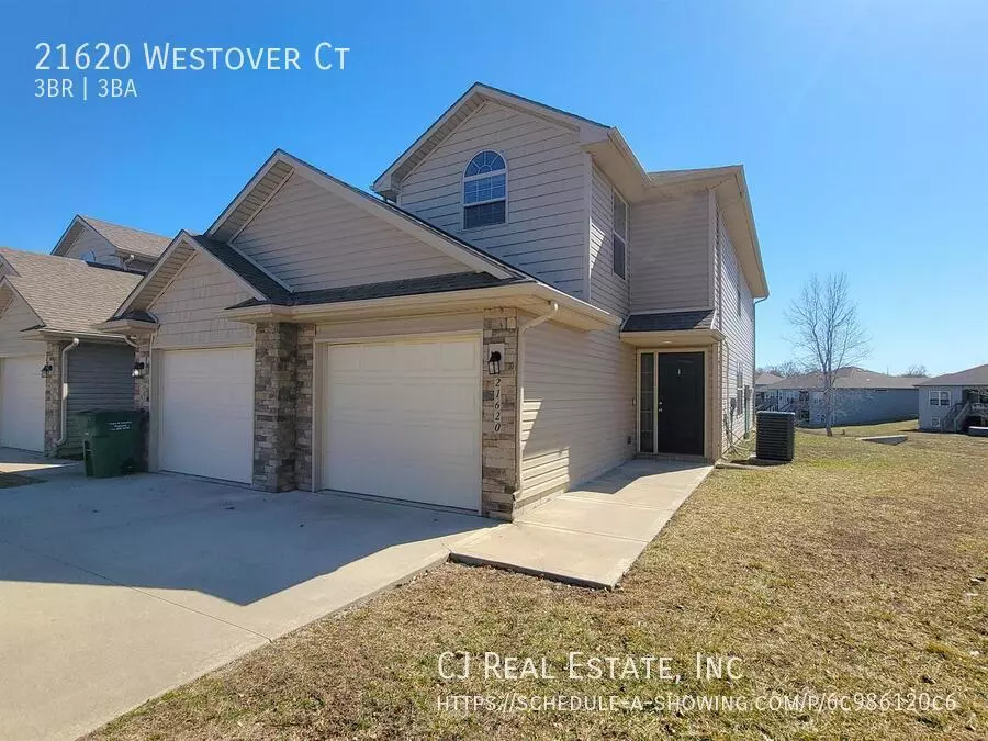 21620 Westover Ct House for rent in Peculiar, MO