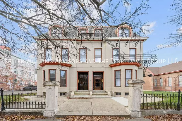 726 York St Apartment for rent in Newport, KY