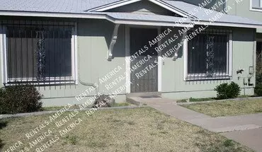 2 of 26 2645 W Highland Ave House for rent in Phoenix, AZ
