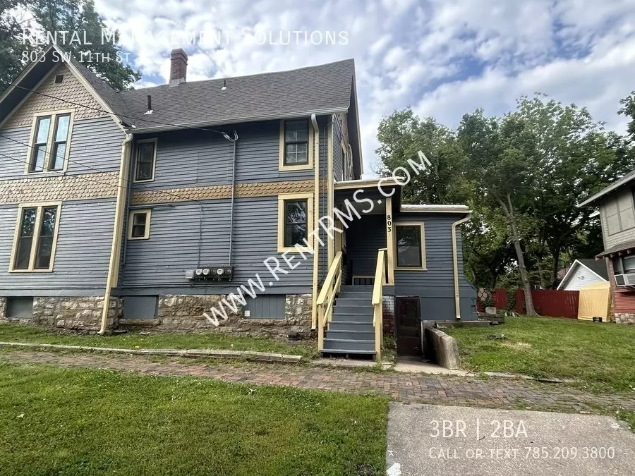 803 SW 11Th St Apartment for rent in Topeka, KS