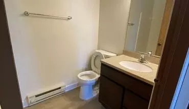 4 of 11 7911 60Th Ave Apartment for rent in Kenosha, WI