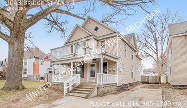 1043 Bridge St Apartment for rent in Grand Rapids, MI