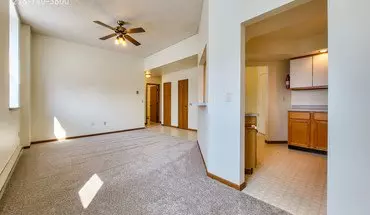 4 of 10 702 N 54Th St Apartment for rent in Duluth, MN