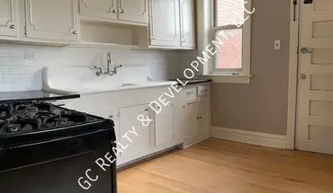 3 of 16 113 N Main St Apartment for rent in Wheaton, IL