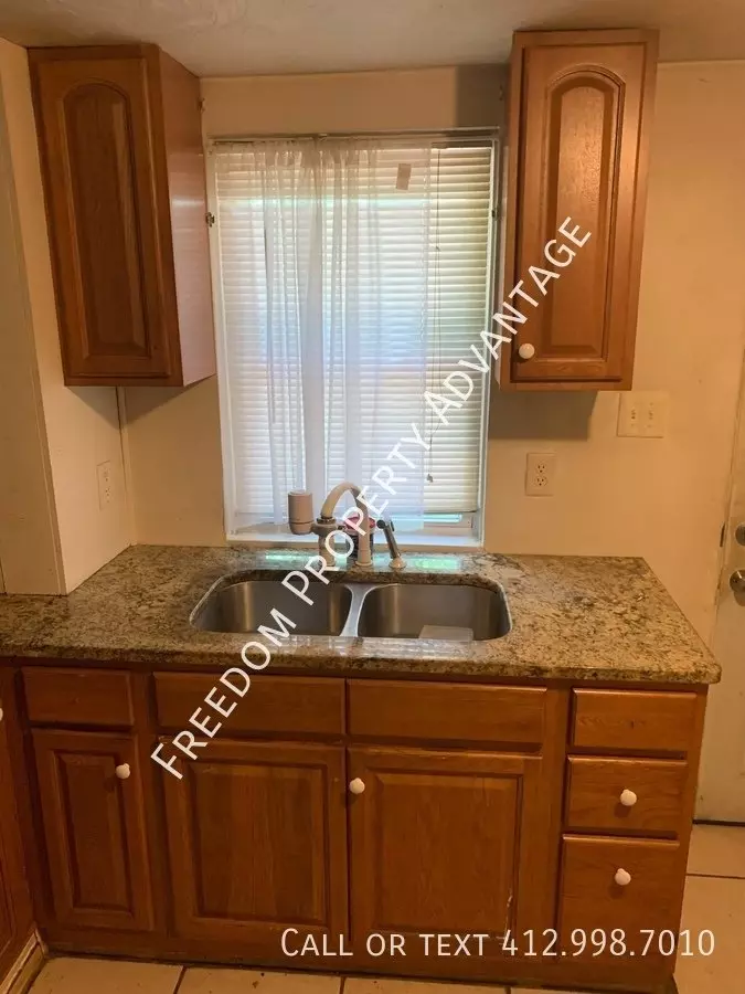 291 Greenlee RD Apartment for rent in Pittsburgh, PA