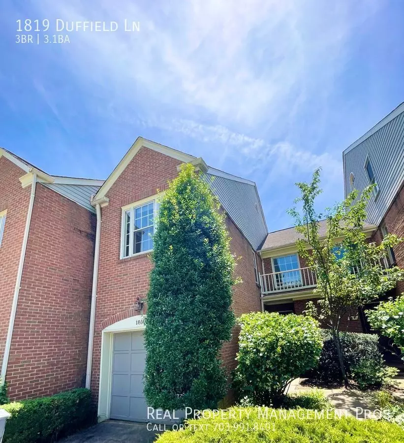 1819 Duffield Ln House for rent in Alexandria, VA