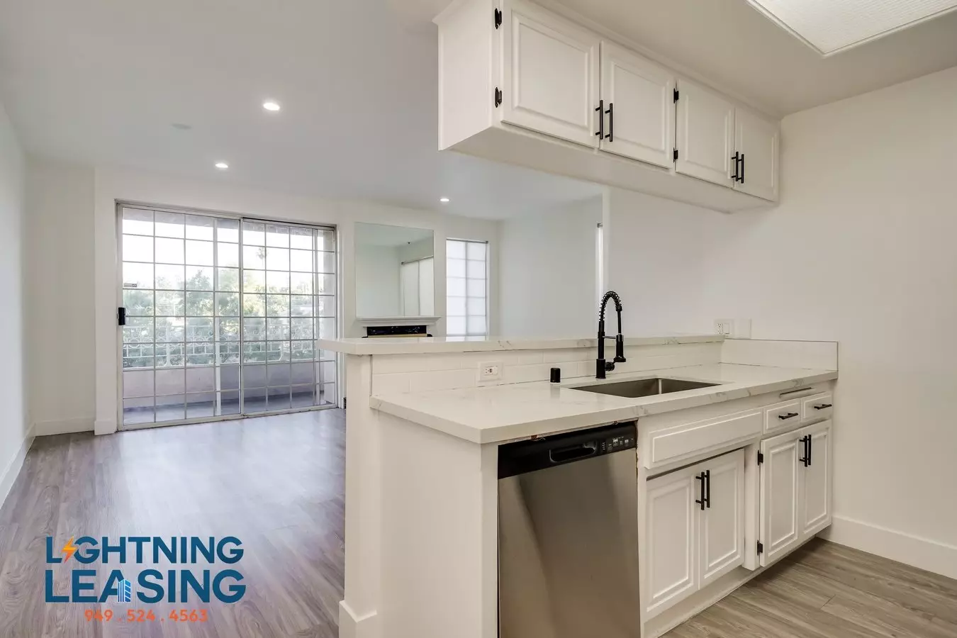 15132 Magnolia Blvd Apartment for rent in Sherman Oaks, CA