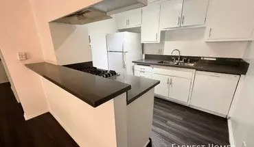 4 of 14 5236 Kester Ave Apartment for rent in Sherman Oaks, CA