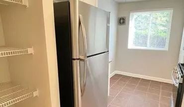4 of 17 5612 Bismach Dr Apartment for rent in Alexandria, VA