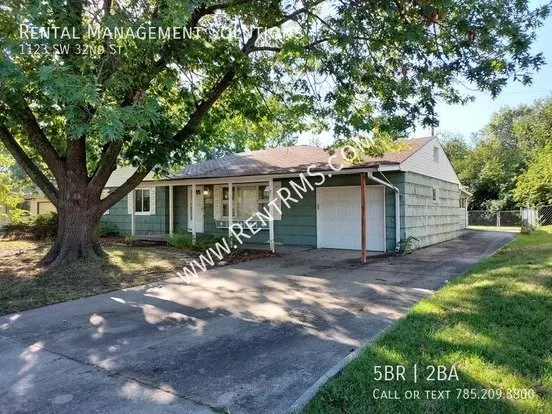 1123 SW 32Nd St Apartment for rent in Topeka, KS