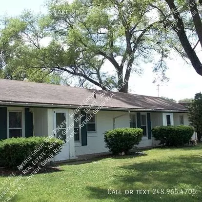 8587 Pontiac Lake RD Apartment for rent in White Lake, MI