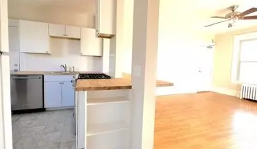 4 of 27 2005-2009 Garfield Ave Apartment for rent in Minneapolis, MN
