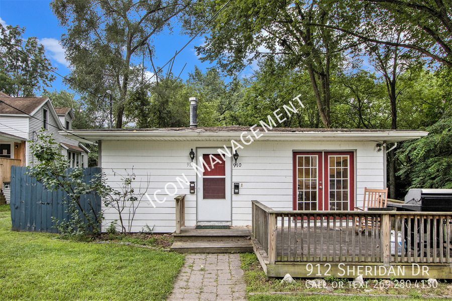 912 Sheridan Dr Apartment for rent in Kalamazoo, MI
