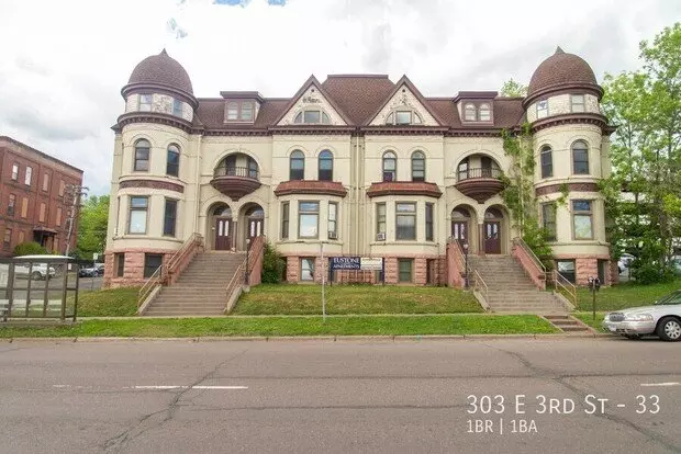 303 E 3Rd St Apartment for rent in Duluth, MN