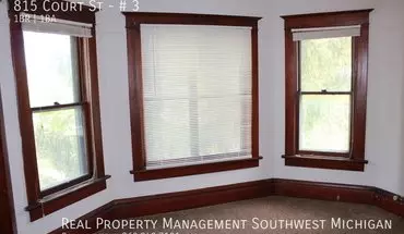 5 of 9 815 Court St Apartment for rent in St Joseph, MI