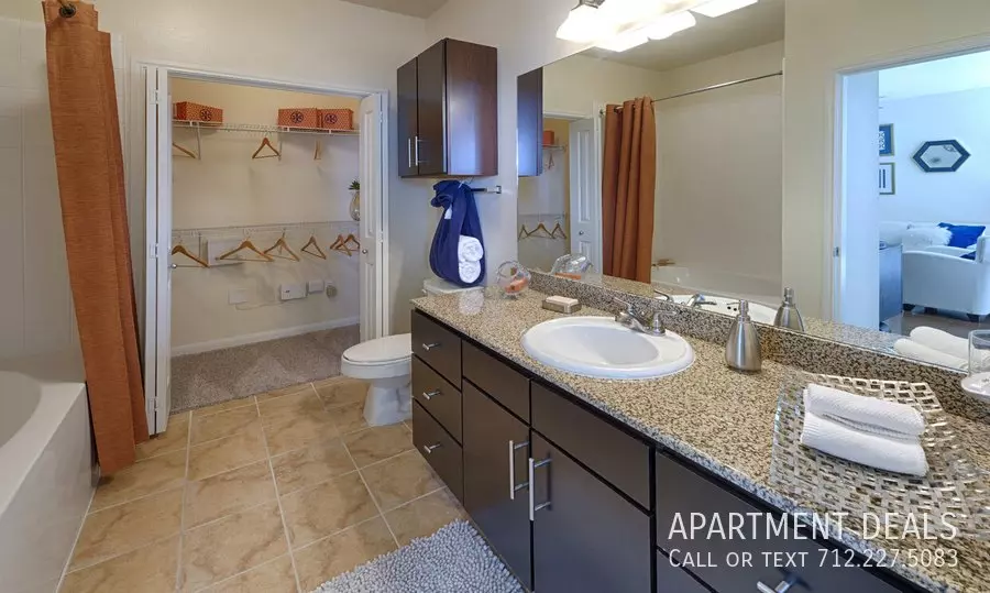 802 Town And Country Blvd Apartment for rent in Houston, TX