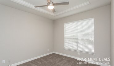 3231 Woodland Park Dr Apartment for rent in Houston, TX