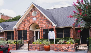 3006 Woodland Park Dr Apartment for rent in Houston, TX