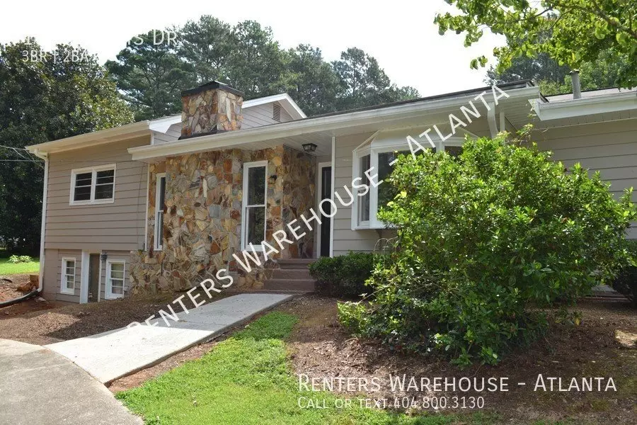 1375 Nelms Dr House for rent in Decatur, GA