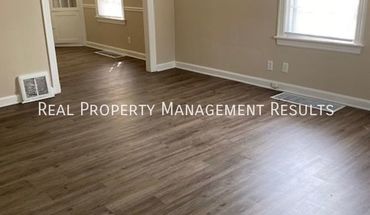 2517 Adams Ave Apartment for rent in Evansville, IN