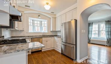 2244 Asbury Ave Apartment for rent in Evanston, IL