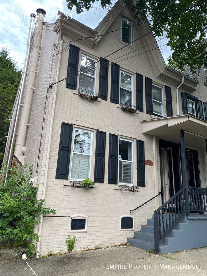 740 Center St Bethlehem, PA House for Rent