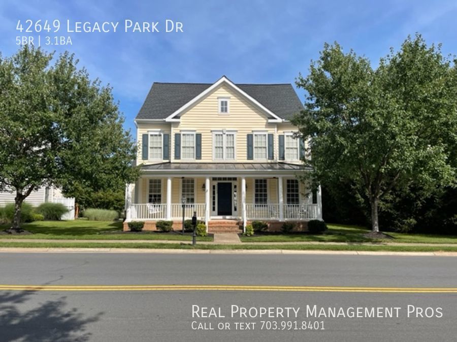 42649 Legacy Park Dr Brambleton, VA House for Rent