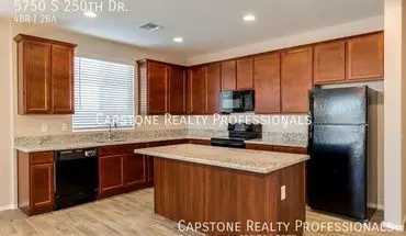 2 of 18 5750 S 250Th Dr House for rent in Buckeye, AZ