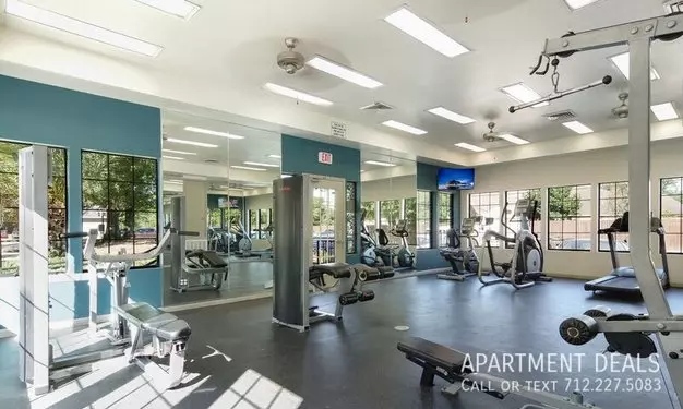 10127 Windmill Lakes Blvd Apartment for rent in Houston, TX